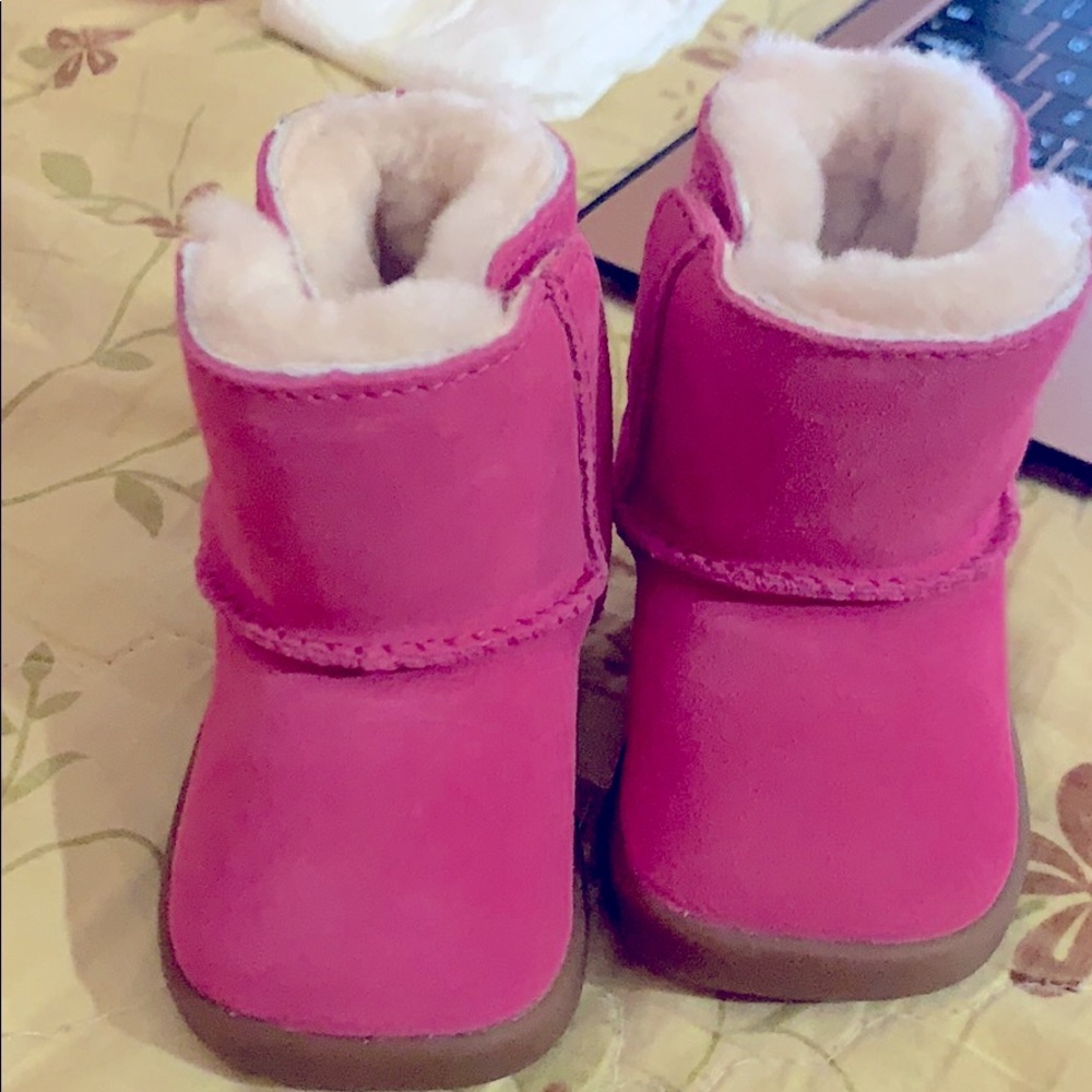 Uggs never worn. Newborn to 1 month size